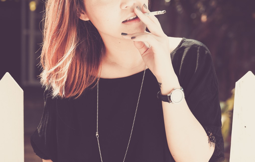 cicatrisation et cigarette électronique Cigarette électronique et peau : les effets cachés 🚭🧴